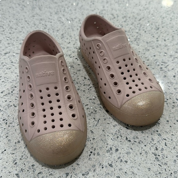 Native Jefferson child size 10 - Picture 2 of 5